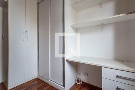 Quarto 1 de apartamento para alugar com 3 quartos, 77m² em Vila Olímpia, São Paulo