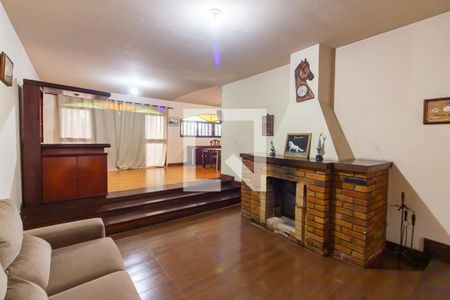 Sala de casa para alugar com 4 quartos, 750m² em Três Montanhas, Osasco