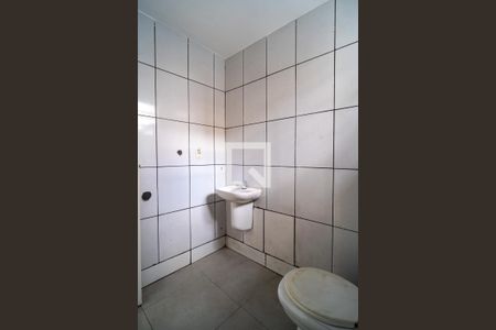 Banheiro de kitnet/studio para alugar com 1 quarto, 45m² em Jardim Santa Catarina, Sorocaba