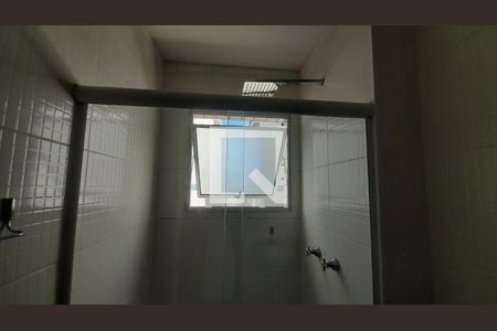 Banheiro de apartamento para alugar com 3 quartos, 75m² em Ocian, Praia Grande