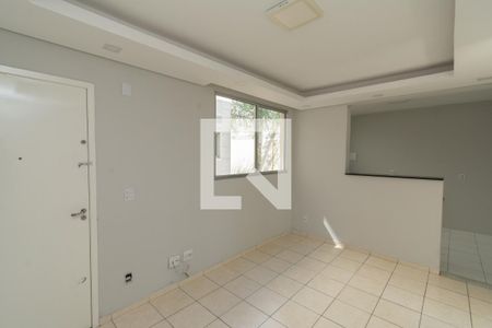 Sala de apartamento à venda com 2 quartos, 45m² em Santa Maria, Contagem