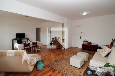 Sala de apartamento à venda com 3 quartos, 130m² em Carmo, Belo Horizonte