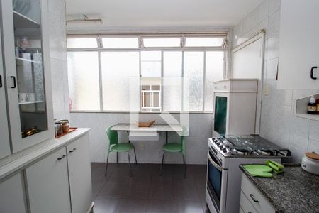 Cozinha de apartamento à venda com 3 quartos, 130m² em Carmo, Belo Horizonte