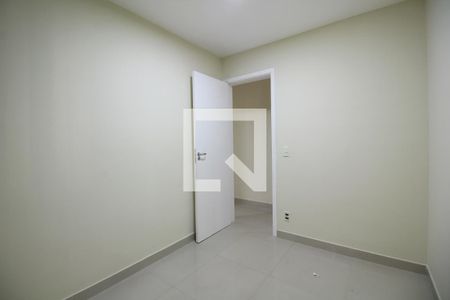 Quarto 1 de apartamento à venda com 2 quartos, 50m² em Taquara, Rio de Janeiro