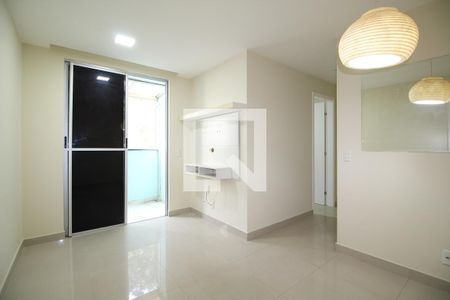 Sala de apartamento à venda com 2 quartos, 50m² em Taquara, Rio de Janeiro