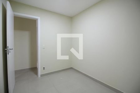 Quarto 1 de apartamento à venda com 2 quartos, 50m² em Taquara, Rio de Janeiro