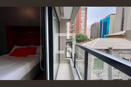 Sacada de kitnet/studio à venda com 1 quarto, 25m² em Vila Mariana, São Paulo