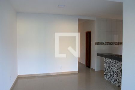 Sala de casa de condomínio para alugar com 3 quartos, 90m² em Jardim Nova Esperanca, Goiânia