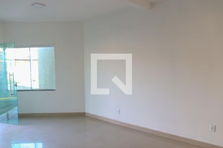 Sala de casa de condomínio para alugar com 3 quartos, 90m² em Jardim Nova Esperanca, Goiânia