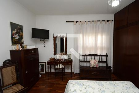 Suíte 1 de casa para alugar com 3 quartos, 200m² em Jardim Campo Grande, São Paulo