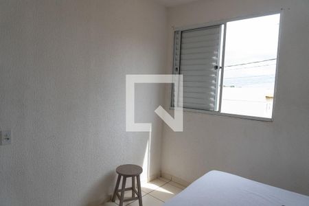 quarto 2 de apartamento para alugar com 2 quartos, 44m² em Icaivera, Contagem