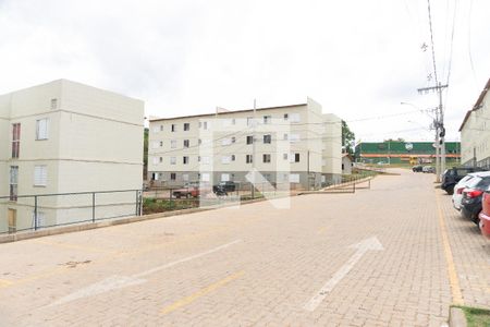 Garagem de apartamento para alugar com 2 quartos, 44m² em Icaivera, Contagem