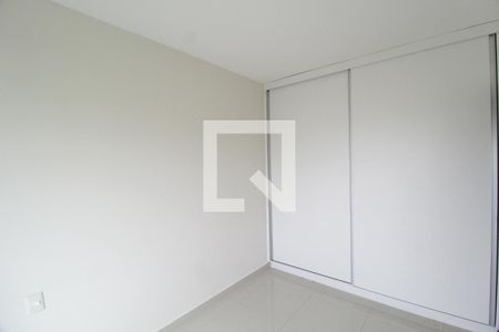 Quarto 1 - Suíte de apartamento para alugar com 2 quartos, 59m² em Saraiva, Uberlândia