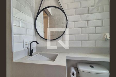 Banheiro de apartamento para alugar com 2 quartos, 43m² em Recreio dos Bandeirantes, Rio de Janeiro