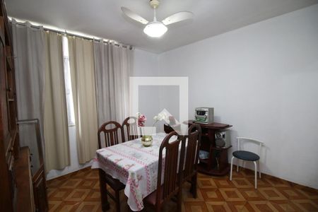 Sala de apartamento para alugar com 3 quartos, 42m² em Parada de Lucas, Rio de Janeiro