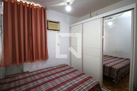 Quarto 1 de apartamento para alugar com 3 quartos, 42m² em Parada de Lucas, Rio de Janeiro