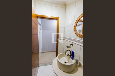 Lavabo de casa à venda com 3 quartos, 222m² em Parque Novo Oratório, Santo André