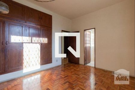 Sala de casa à venda com 4 quartos, 255m² em Grajaú, Belo Horizonte