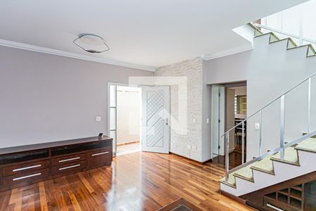 Sala de casa para alugar com 3 quartos, 161m² em Vila Fiat Lux, São Paulo