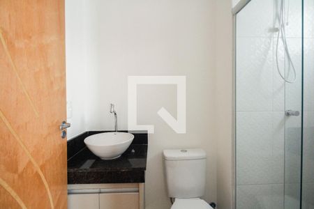 Banheiro  de kitnet/studio para alugar com 1 quarto, 30m² em Vila Gomes Cardim, São Paulo