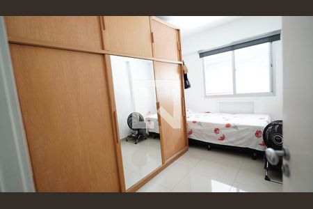 Quarto 01 de apartamento à venda com 4 quartos, 93m² em Jacarepaguá, Rio de Janeiro