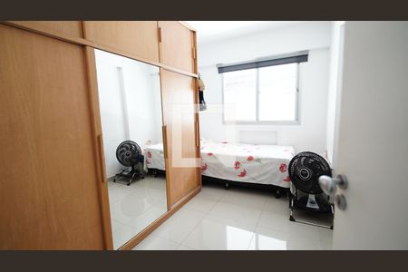 Quarto 01 de apartamento à venda com 4 quartos, 93m² em Jacarepaguá, Rio de Janeiro