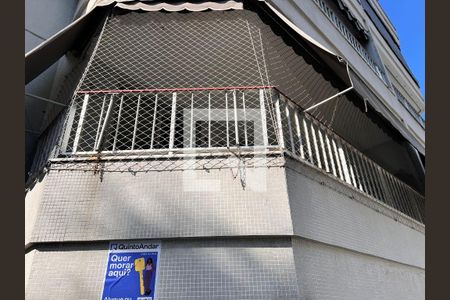 Apartamento à venda com 93m², 3 quartos e 1 vaga Apartamento à venda com 93m², 3 quartos e 1 vagaPlaquinha