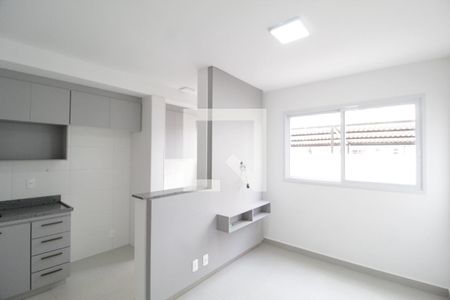 Sala de apartamento para alugar com 2 quartos, 45m² em Jaraguá, Uberlândia