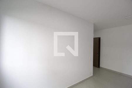 Sala de apartamento para alugar com 2 quartos, 45m² em Jaraguá, Uberlândia