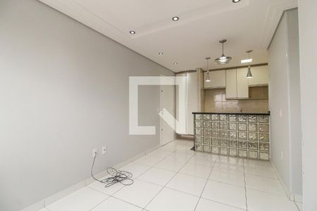 Sala de apartamento para alugar com 2 quartos, 45m² em Jardim Helena, São Paulo