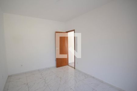 Quarto de casa para alugar com 1 quarto, 40m² em Centro, Nilópolis