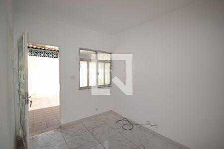 Sala de casa para alugar com 1 quarto, 40m² em Centro, Nilópolis