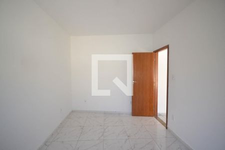 Quarto de casa para alugar com 1 quarto, 40m² em Centro, Nilópolis