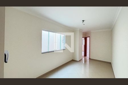 Sala de apartamento à venda com 2 quartos, 50m² em Vila Eldízia, Santo André