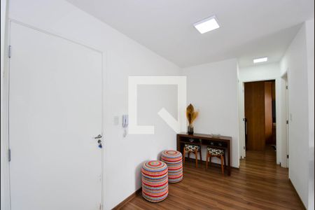 Sala de apartamento à venda com 2 quartos, 45m² em Vila Galvão, Guarulhos