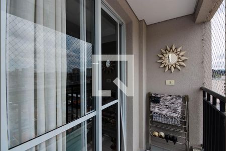 Sala/varanda de apartamento à venda com 2 quartos, 45m² em Vila Galvão, Guarulhos