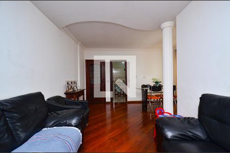 Sala  de apartamento à venda com 4 quartos, 117m² em Sagrada Família, Belo Horizonte