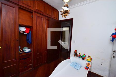 Quarto 1 de apartamento à venda com 4 quartos, 117m² em Sagrada Família, Belo Horizonte