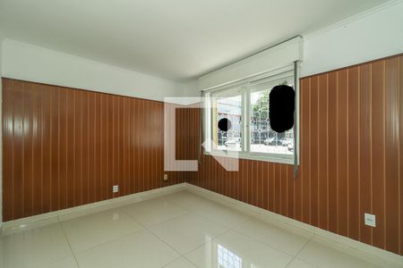 Sala de casa para alugar com 4 quartos, 252m² em Navegantes, Porto Alegre