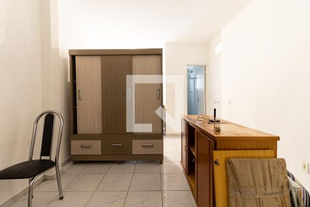 Sala/Quarto de casa para alugar com 1 quarto, 30m² em Vila Gumercindo, São Paulo