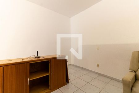 Sala/Quarto de casa para alugar com 1 quarto, 30m² em Vila Gumercindo, São Paulo