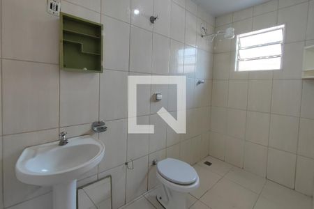 Banheiro de casa para alugar com 1 quarto, 70m² em Jardim Ipaussurama, Campinas