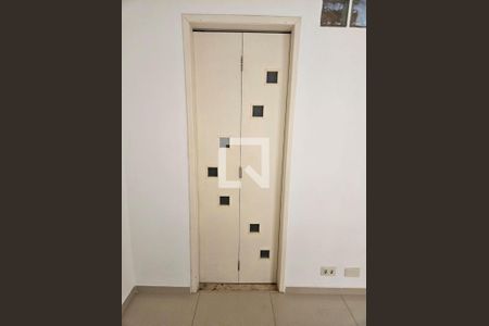 Elevador 2 de apartamento à venda com 1 quarto, 35m² em Aclimação, São Paulo