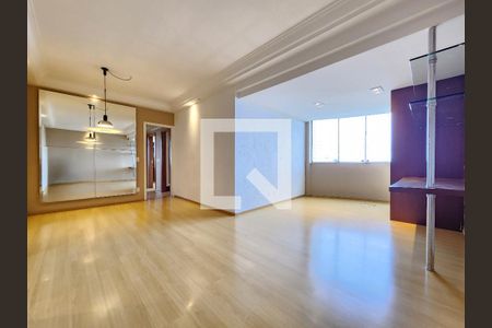 Apartamento à venda com 102m², 3 quartos e 2 vagasSala