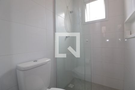 Banheiro de apartamento para alugar com 1 quarto, 25m² em Chácara Santo Antônio (zona Sul), São Paulo