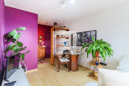 Sala de apartamento para alugar com 2 quartos, 54m² em Vila das Belezas, São Paulo