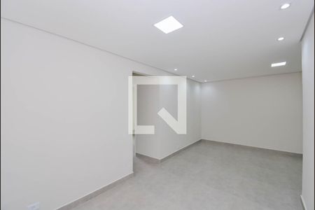 Sala de apartamento à venda com 2 quartos, 64m² em Vila Leonor, São Paulo