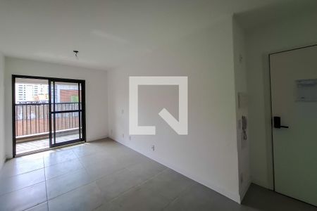 Sala/ cozinha  de kitnet/studio à venda com 1 quarto, 40m² em Liberdade, São Paulo