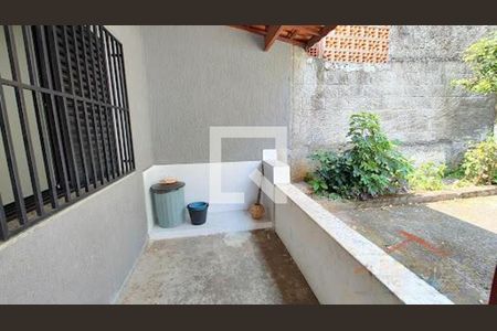 Casa à venda com 2 quartos, 70m² em Vila Rosalia, Guarulhos