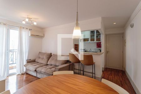 Sala de apartamento à venda com 2 quartos, 60m² em Vila Olímpia, São Paulo